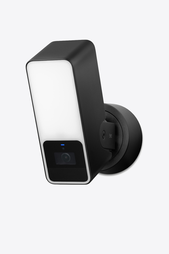 Eve Outdoor Cam Secure Floodlight Camera