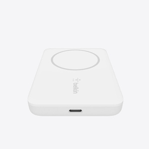 Belkin BOOST CHARGE (2500 mAH) Magnetic Wireless Power Bank - White