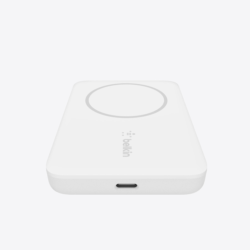 Belkin BOOST CHARGE (2500 mAH) Magnetic Wireless Power Bank - White